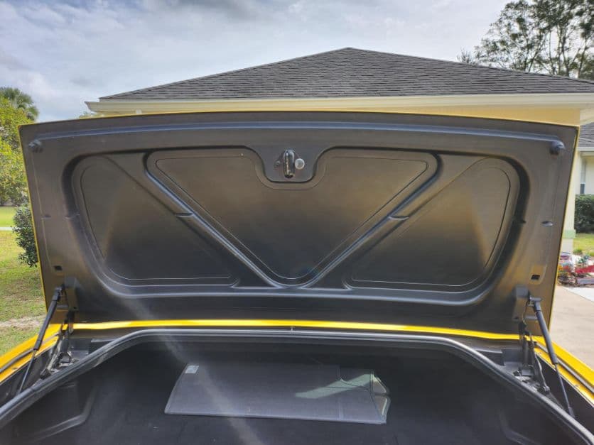 2002 Chevrolet Corvette Convertible thumbnail 15