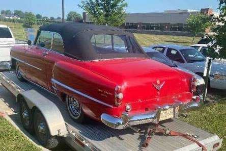 1954 Chrysler New Yorker Deluxe thumbnail 4