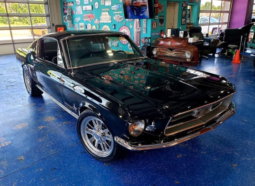 1967 Ford Mustang Fastback thumbnail 3
