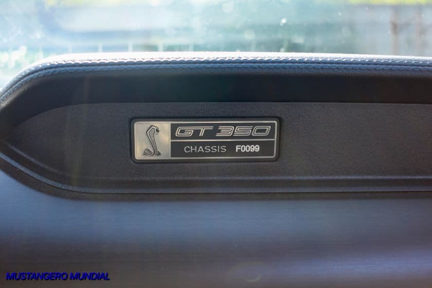 2015 Ford Mustang GT350 thumbnail 12