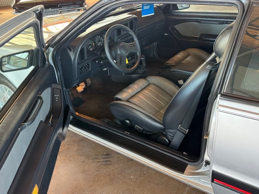 1988 Ford Thunderbird thumbnail 22
