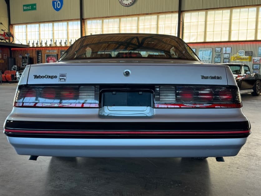 1988 Ford Thunderbird thumbnail 3