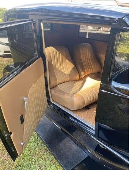 1930 Ford Model A Sedan thumbnail 12
