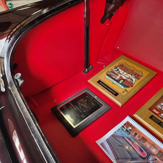 1954 Lincoln Capri thumbnail 7