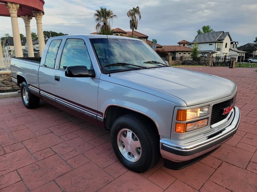 1996 GMC Sierra SLE thumbnail 3