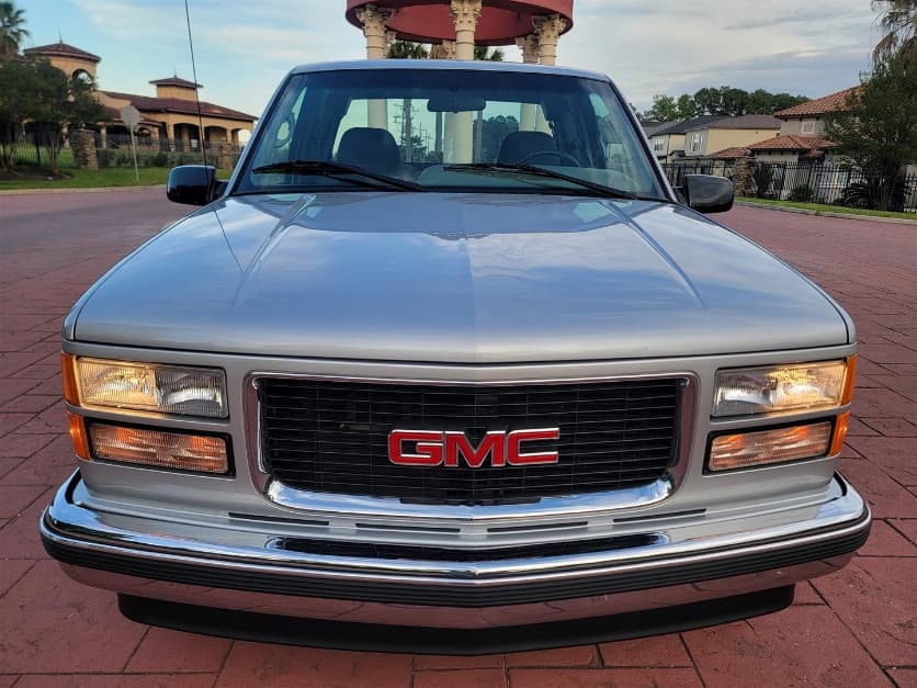 1996 GMC Sierra SLE thumbnail 4