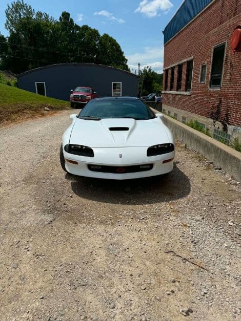1997 Chevrolet Camaro Z28 thumbnail 4
