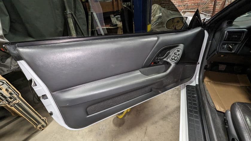 1997 Chevrolet Camaro Z28 thumbnail 19