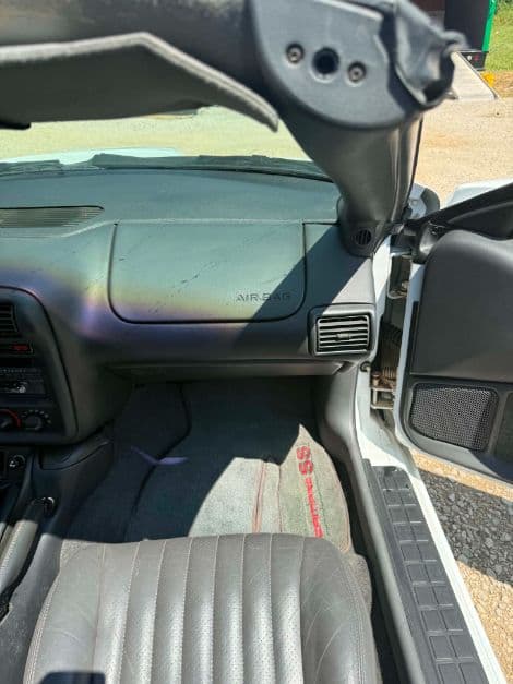 1997 Chevrolet Camaro Z28 thumbnail 12