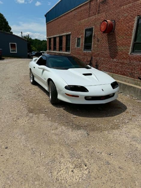 1997 Chevrolet Camaro Z28 thumbnail 6