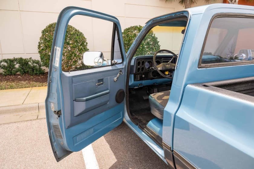 1985 Chevrolet C/K10 thumbnail 7