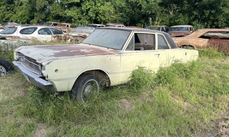 1968 Dodge Dart — photo 1