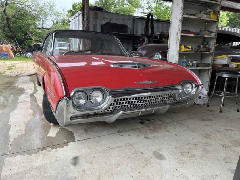 1962 Ford Thunderbird Convertible thumbnail 3