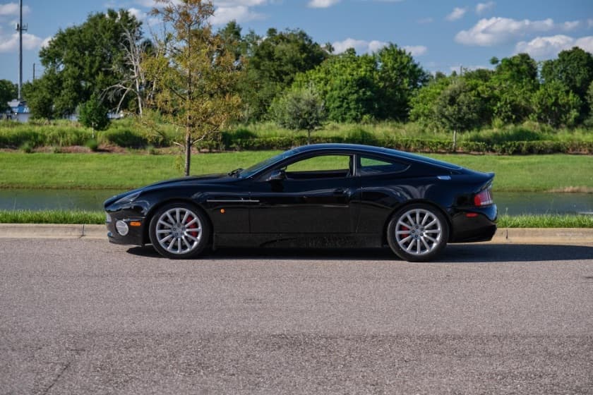 2003 Aston Martin Vanquish thumbnail 4