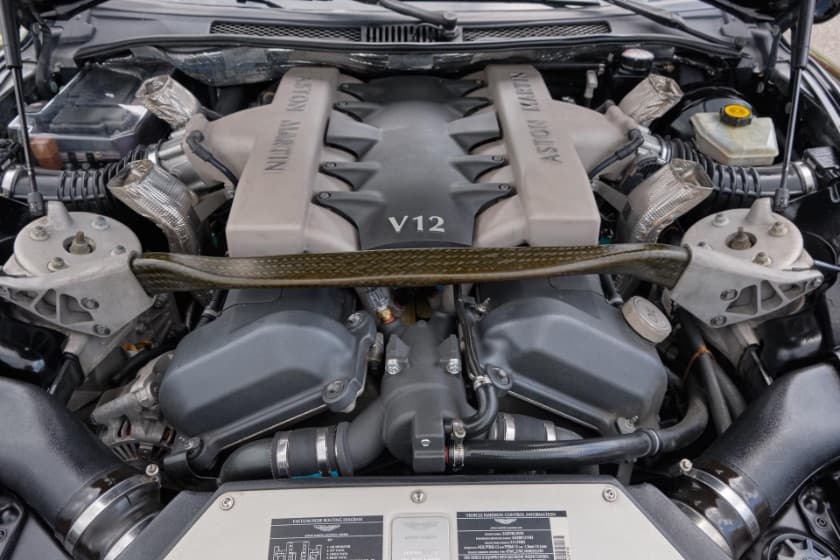 2003 Aston Martin Vanquish thumbnail 6
