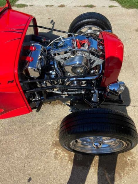 1932 Ford Roadster thumbnail 4