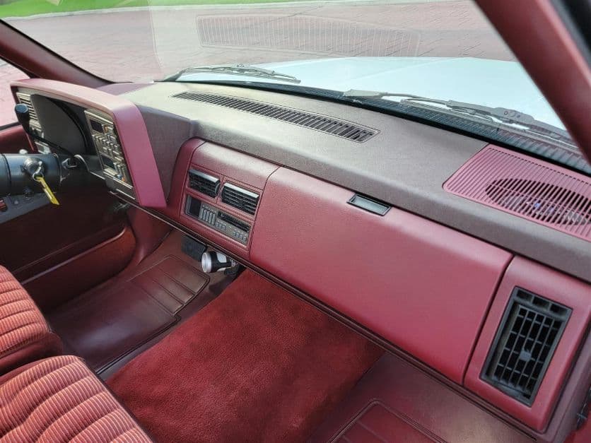 1990 Chevrolet C1500 thumbnail 3