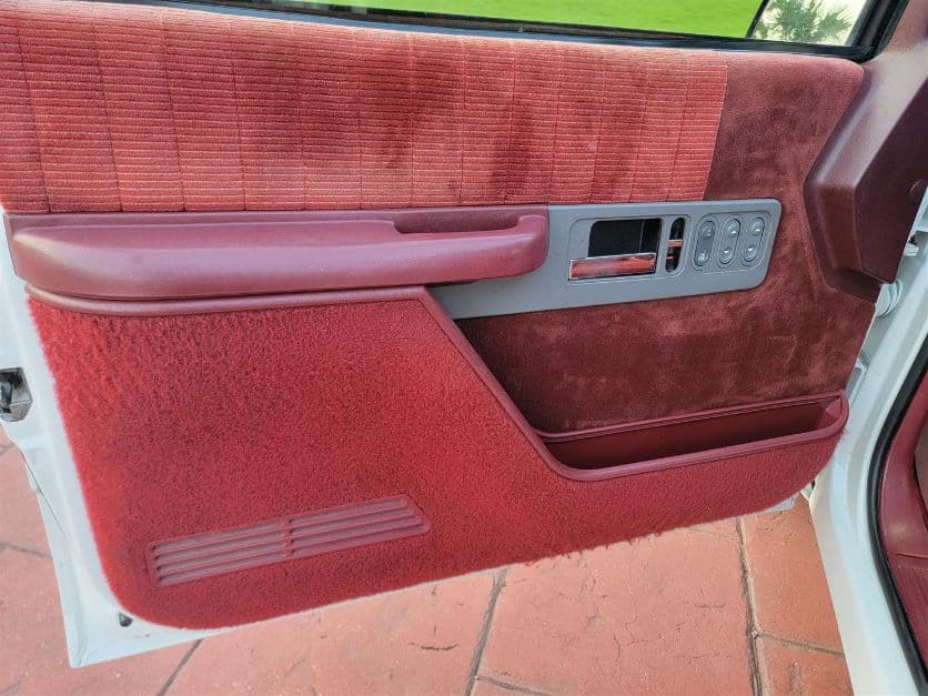 1990 Chevrolet C1500 thumbnail 8
