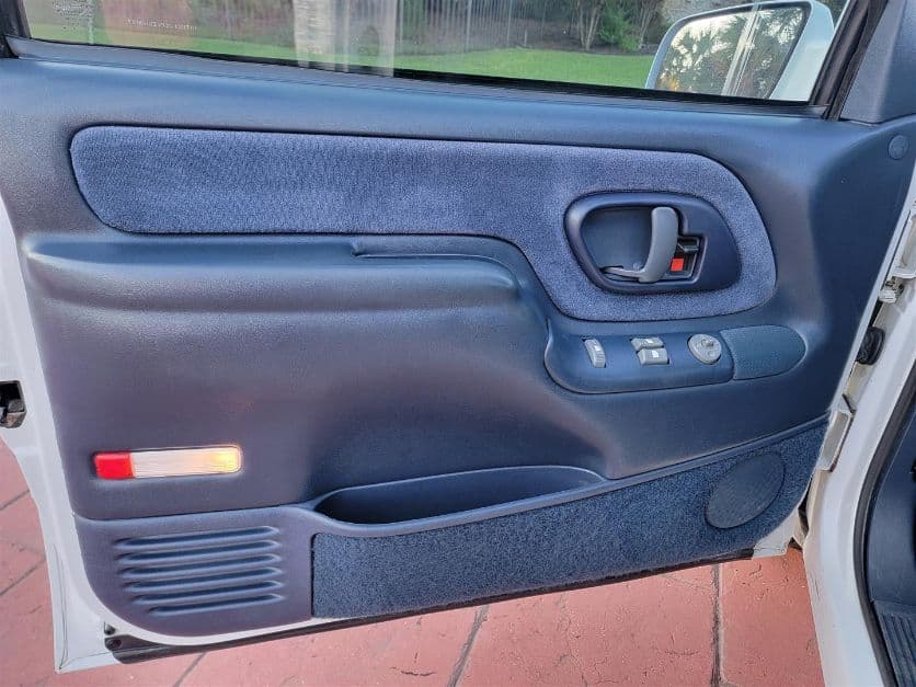 1997 GMC Sierra SLE thumbnail 4