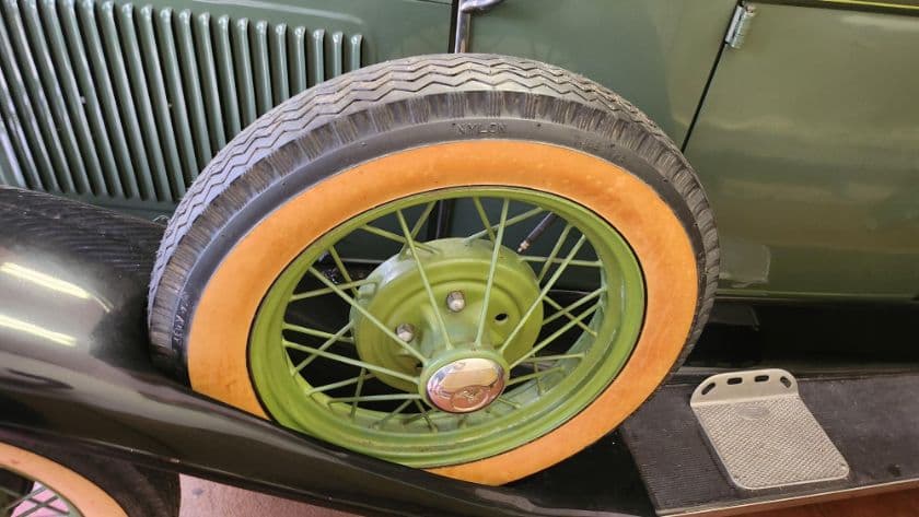 1931 Ford Phaeton thumbnail 14