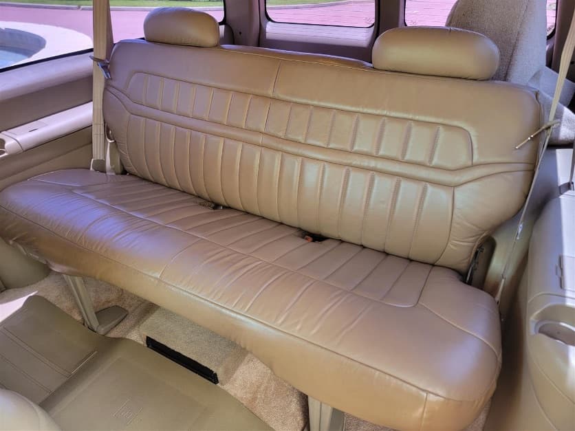 1997 Chevrolet Tahoe LS thumbnail 6