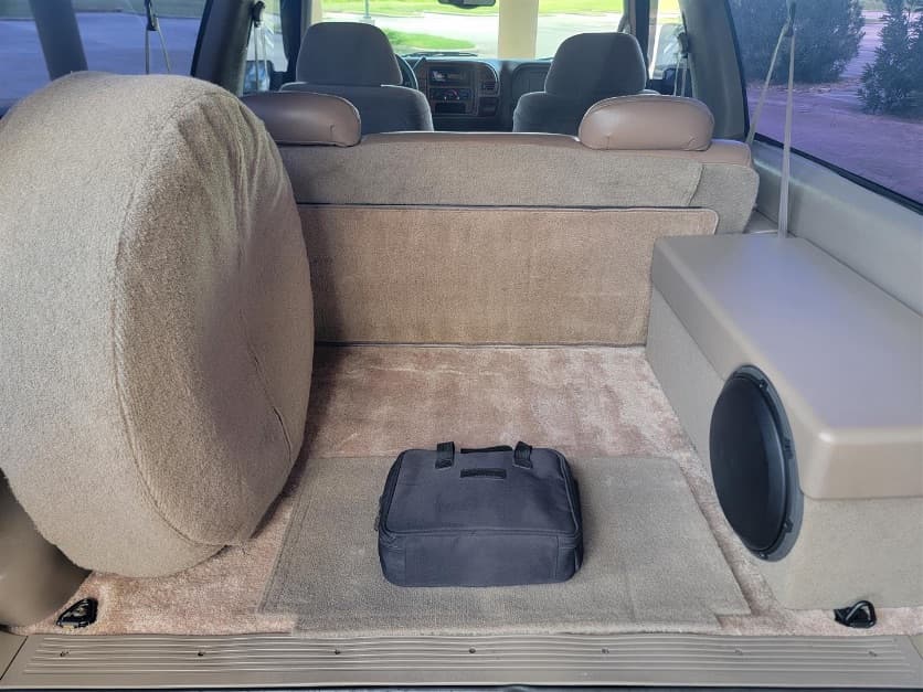 1997 Chevrolet Tahoe LS thumbnail 7