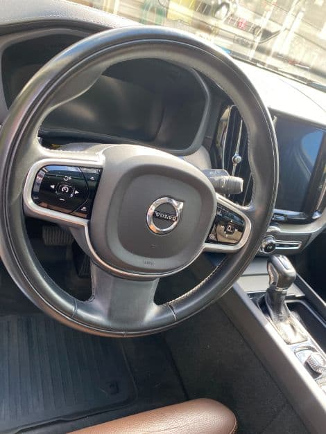 2019 Volvo XC60 thumbnail 15