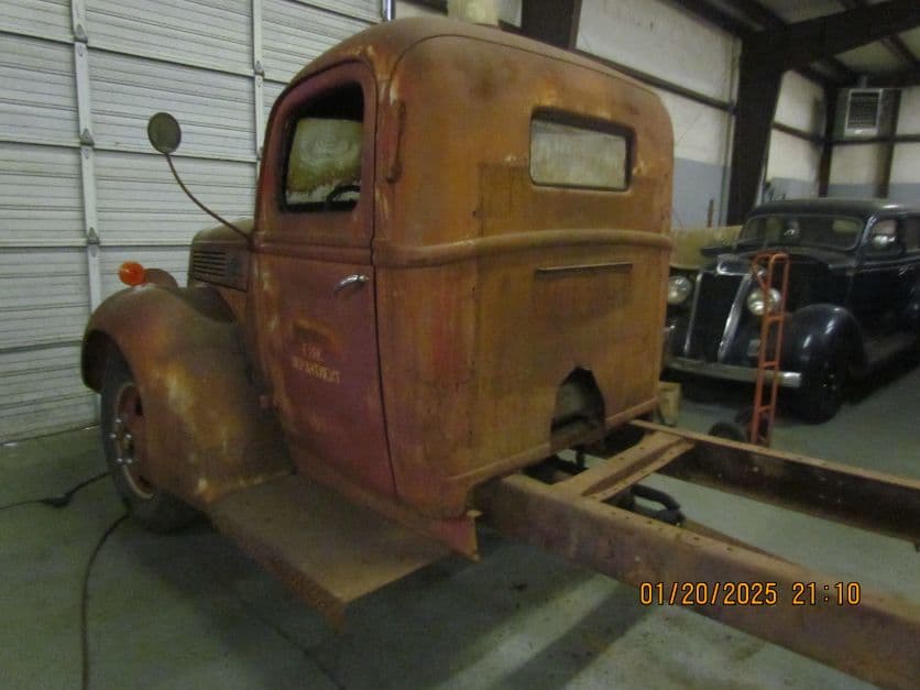 1940 Ford Fire Truck thumbnail 10