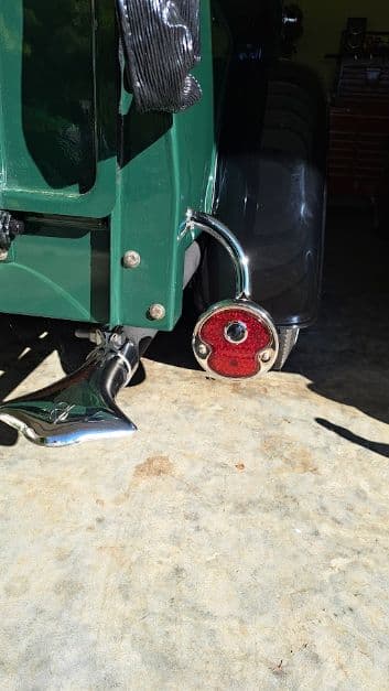 1932 Ford Pickup thumbnail 11