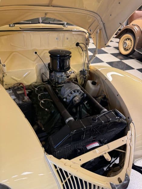 1940 Ford Tudor thumbnail 3