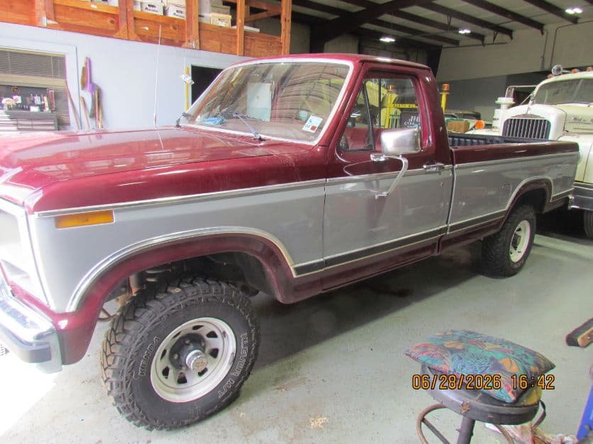 1984 Ford F150 — photo 1