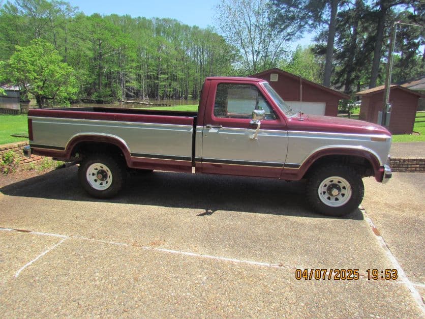 1984 Ford F150 thumbnail 5