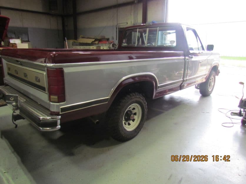 1984 Ford F150 thumbnail 7