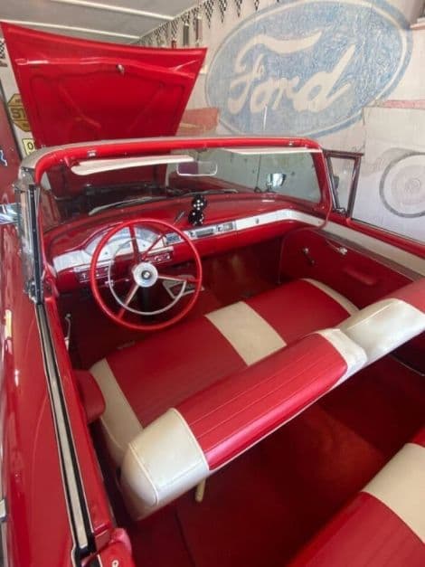 1957 Ford Fairlane 500 thumbnail 6