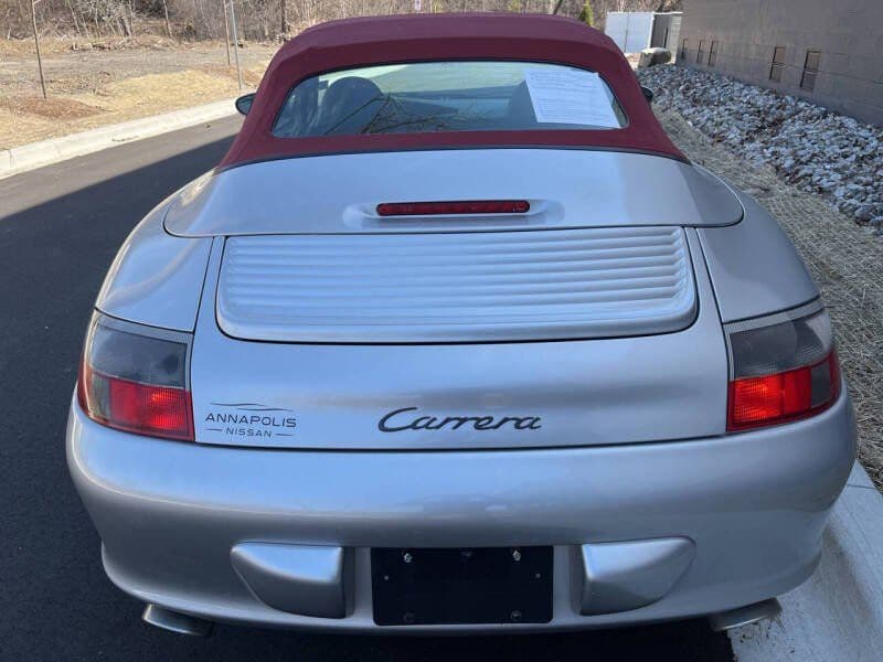 2002 Porsche 911 Carrera thumbnail 7