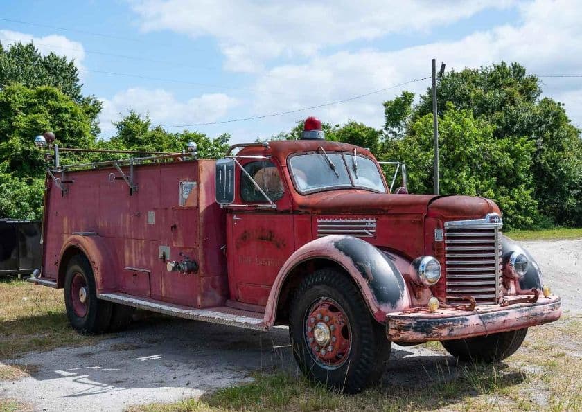 1951 International Fire Truck — photo 1