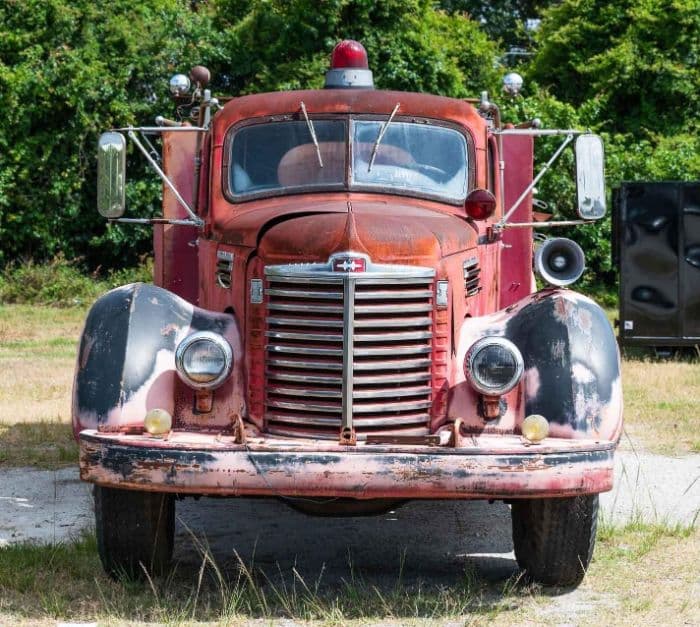 1951 International Fire Truck thumbnail 4
