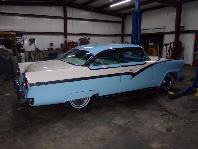 1956 Ford Crown Victoria thumbnail 4