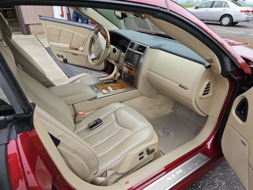 2009 Cadillac XLR thumbnail 7