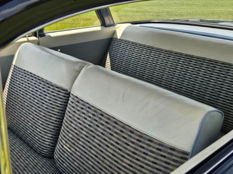 1961 Chevrolet Biscayne thumbnail 10
