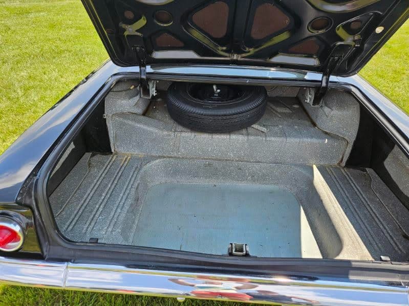 1961 Chevrolet Biscayne thumbnail 11