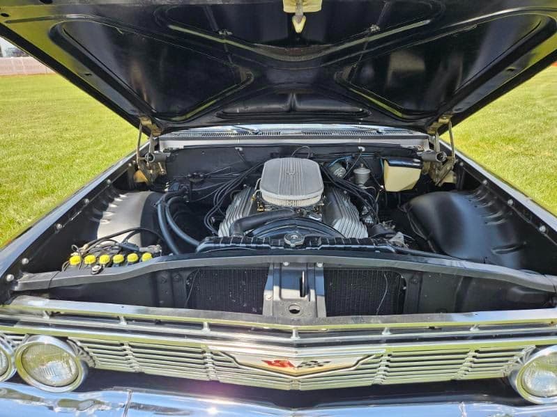 1961 Chevrolet Biscayne thumbnail 8