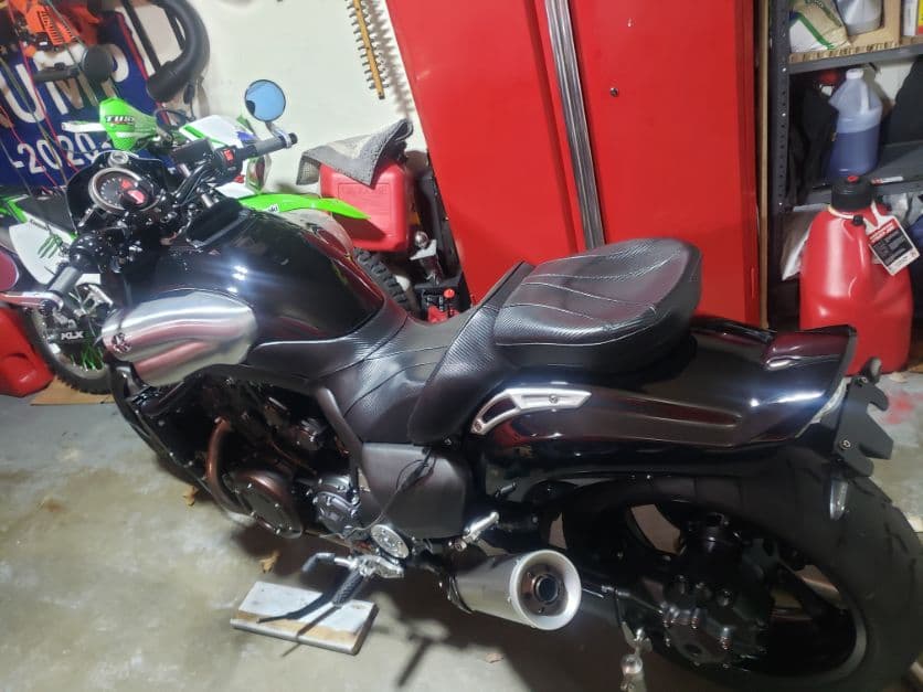 2009 Yamaha Vmax 1700 thumbnail 3