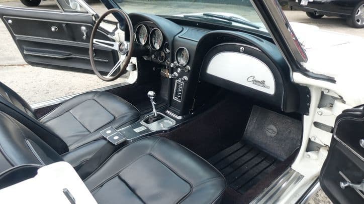 1965 Chevrolet Corvette Roadster thumbnail 9