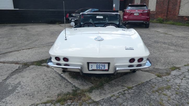 1965 Chevrolet Corvette Roadster thumbnail 5
