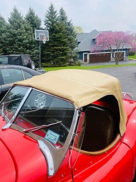 1952 Jaguar XK120 thumbnail 6