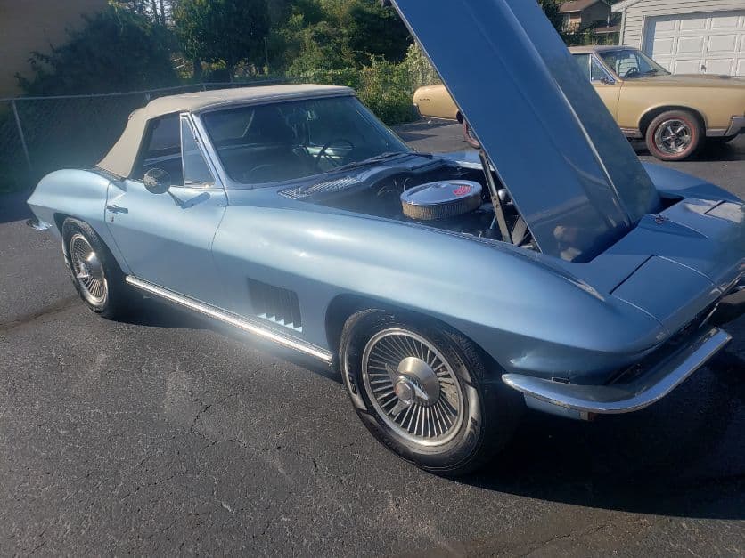 1967 Chevrolet Corvette thumbnail 3