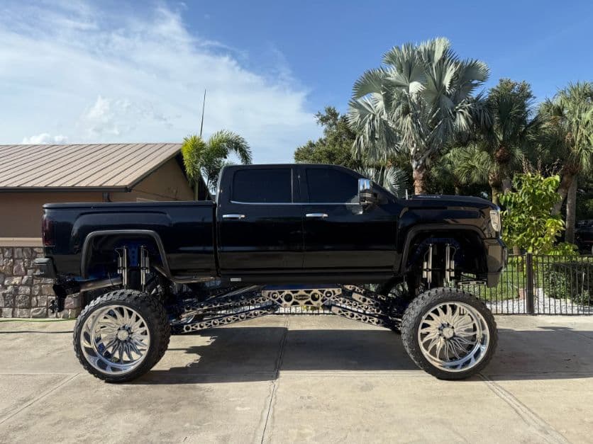 2016 GMC 2500 — photo 1