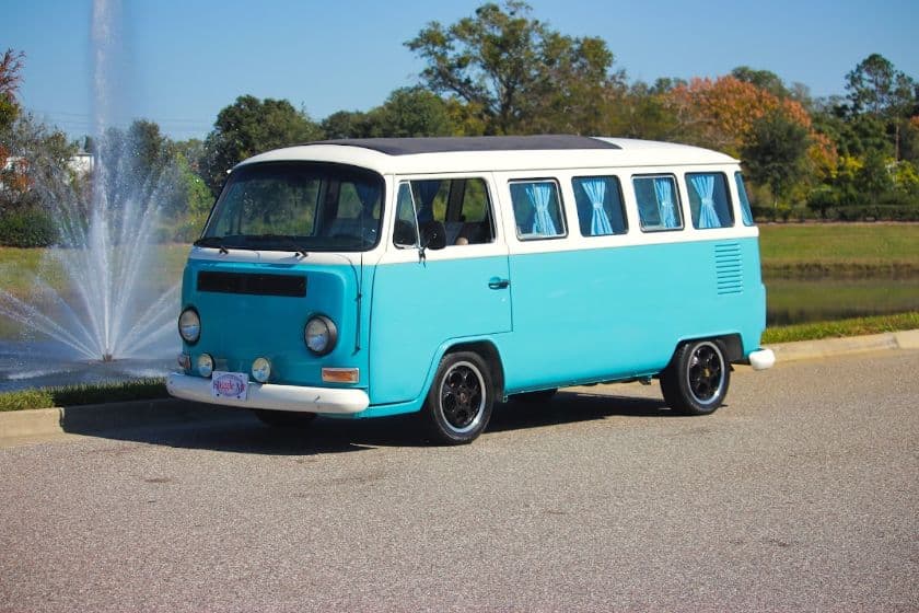 1992 Volkswagen Bus thumbnail 13
