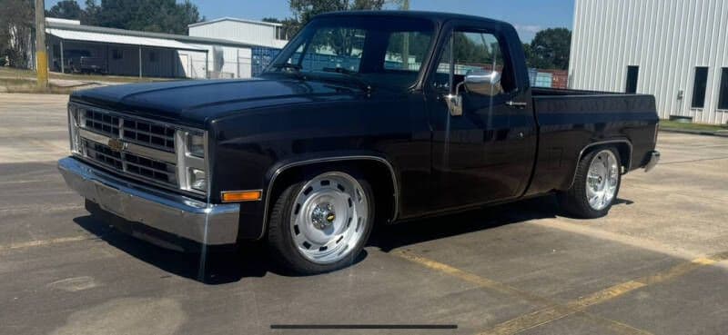 1983 Chevrolet C10 Short Bed — photo 1